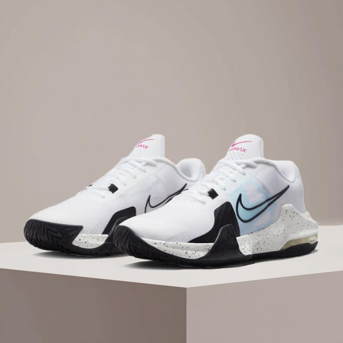 Men Shoes Myntra - Scarpe da basket basse Nike Air