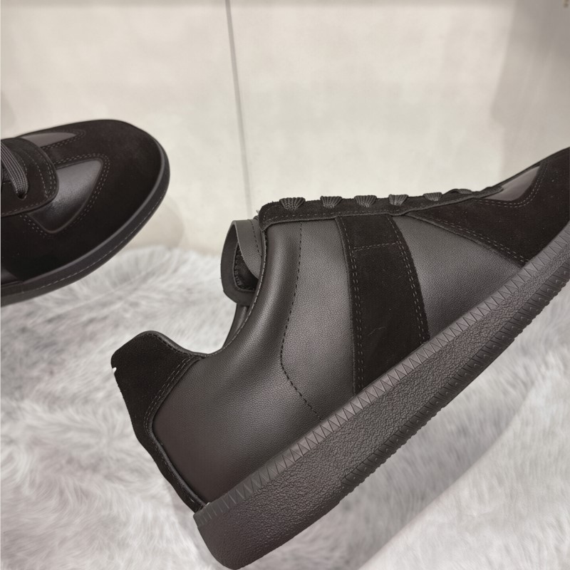 Sneakers Vintage Tedesche in P - Men Shoes Trainers recensione e prezzo